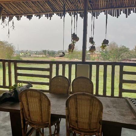 Longchen Homestay Dimapur Экстерьер фото