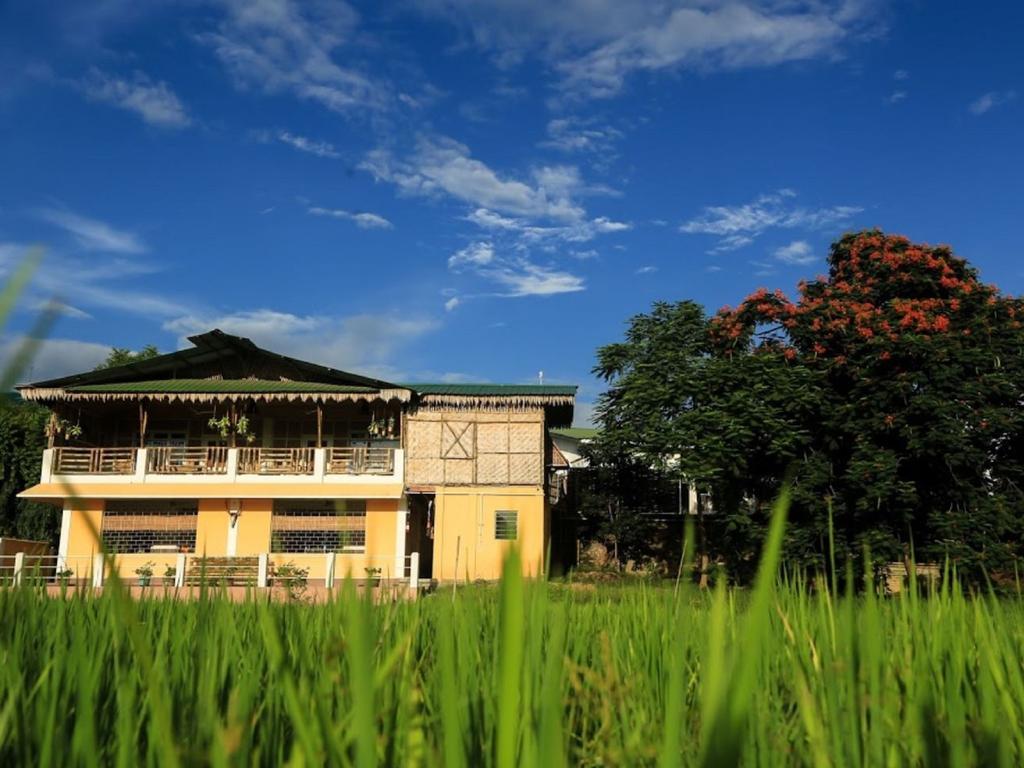 Longchen Homestay Dimapur Экстерьер фото