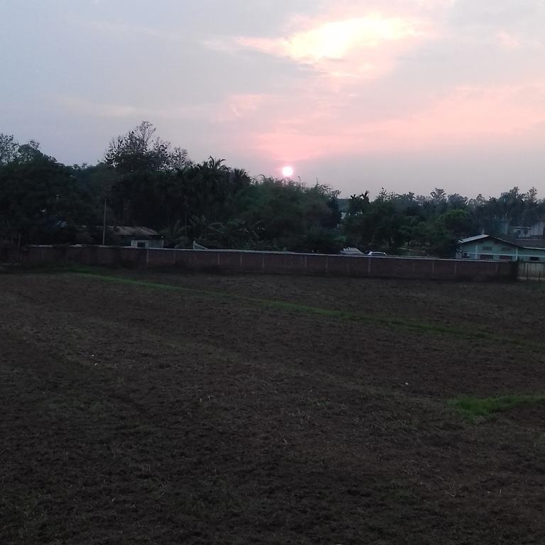 Longchen Homestay Dimapur Экстерьер фото
