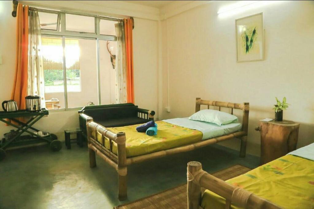 Longchen Homestay Dimapur Экстерьер фото