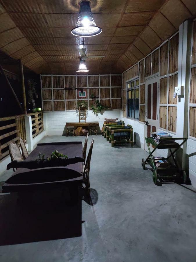 Longchen Homestay Dimapur Экстерьер фото